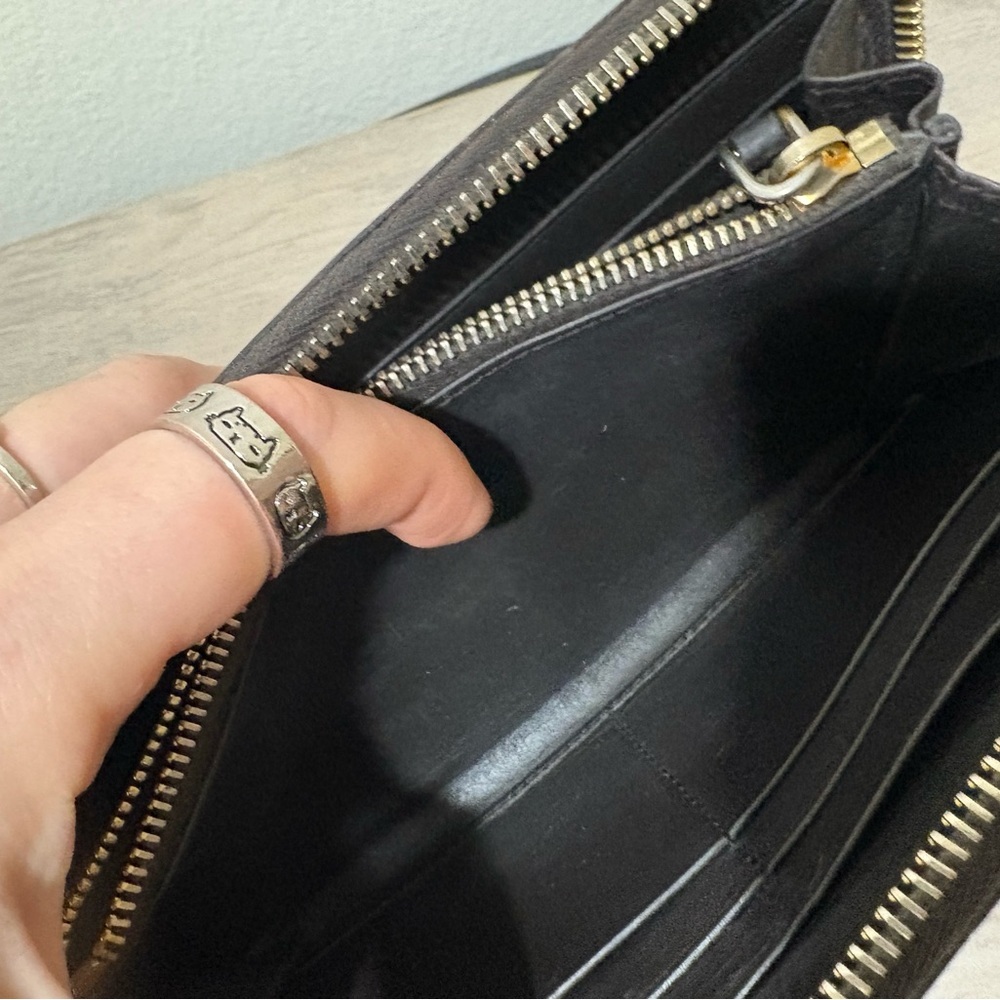 Miu Miu‎ Dark Brown Croc Embossed wallet/clutch - Picture 5 of 7